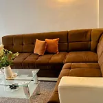 Green Apartment Sarajevo דירה *